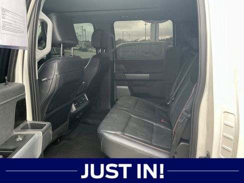 Used 2025 Ford F250 Lariat w/ Lariat Ultimate Package image 5