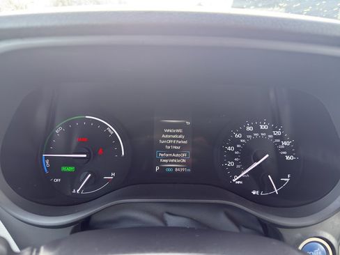 Used 2022 Toyota Sienna XLE image 17