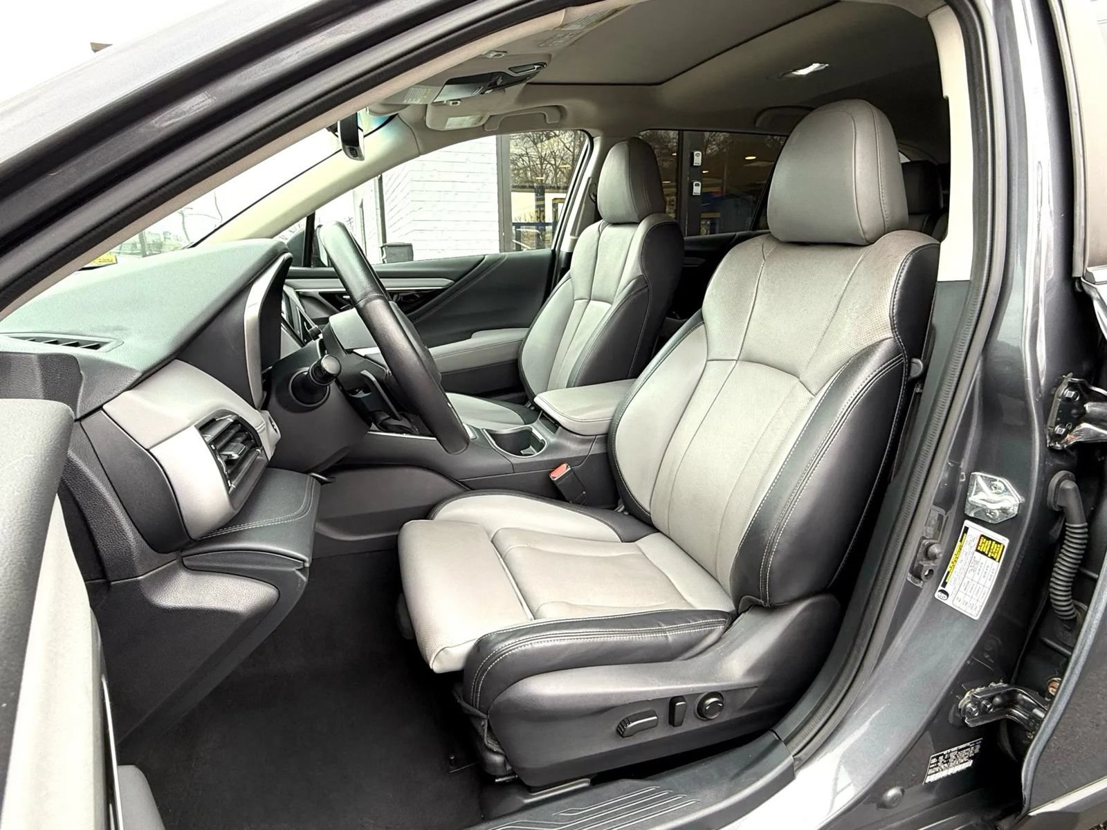 Used 2022 Subaru Outback Limited w/ Popular Package #2 AWD/4WD image 12