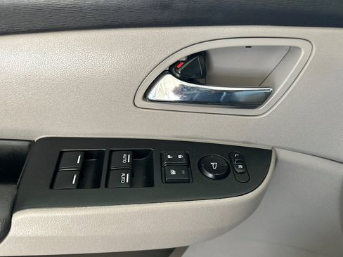 Used 2016 Honda Odyssey EX-L image 11