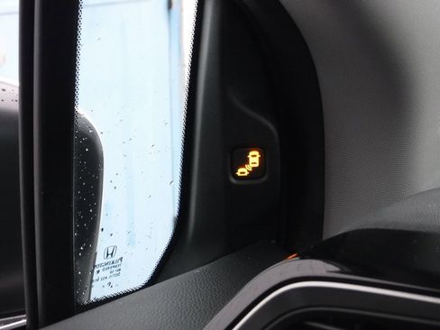 Used 2023 Honda Odyssey Touring image 32