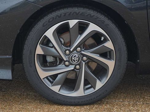 Used 2018 Toyota Corolla iM FWD image 7