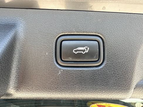 Used 2020 Hyundai Palisade Limited FWD image 14