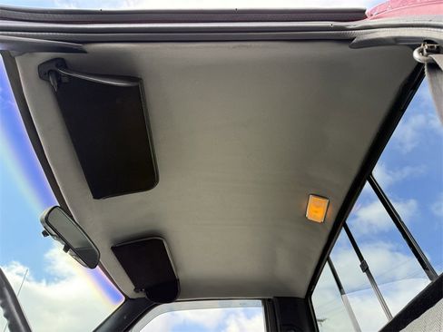 Used 1992 Chevrolet S10 Pickup image 29