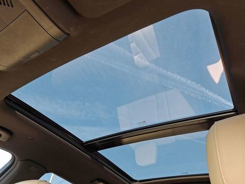 Used 2019 Cadillac XT5 Luxury image 13