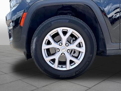 Used 2022 Jeep Grand Cherokee Limited RWD image 10