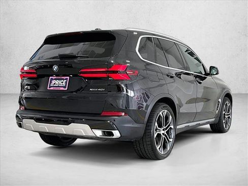 Used 2025 BMW X5 xDrive40i w/ Parking Assistance Package AWD/4WD image 2