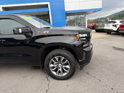 Used 2019 Chevrolet Silverado 1500 RST AWD/4WD image 2