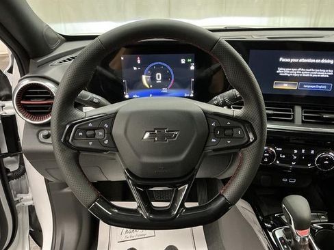 New 2026 Chevrolet Trax RS w/ Sunroof Package FWD image 12