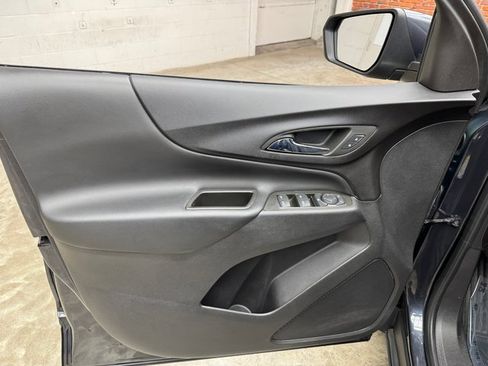 Used 2023 Chevrolet Equinox LT image 10
