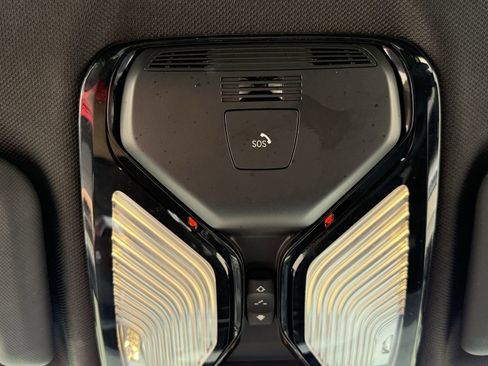 Used 2019 BMW X3 sDrive30i w/ M Sport Package 2 RWD image 10
