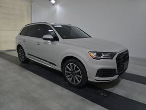 Used 2023 Audi Q7 2.0T Premium Plus w/ Premium Plus Package image 8