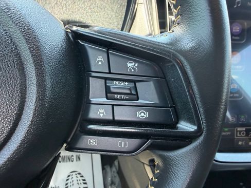 Used 2025 Subaru Crosstrek 2.5i Sport AWD/4WD image 19