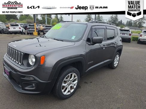 Used 2018 Jeep Renegade Latitude AWD/4WD image 1