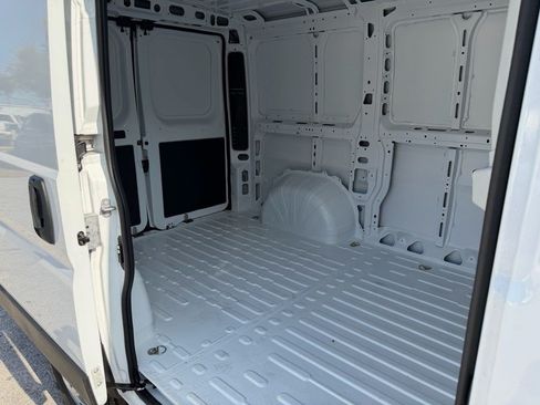 New 2026 RAM ProMaster 1500 w/ Convenience Group FWD image 23