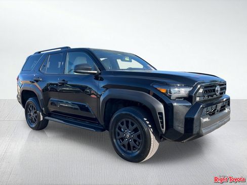 Certified 2025 Toyota 4Runner SR5 AWD/4WD image 9