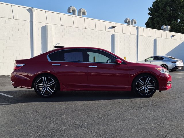 Used 2017 Honda Accord Sport Special Edition image 4