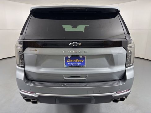 Used 2025 Chevrolet Tahoe High Country AWD/4WD image 8