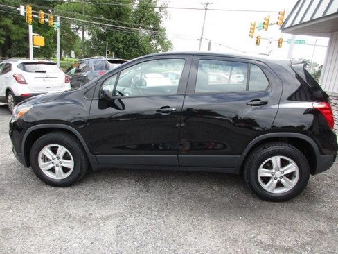 Used 2017 Chevrolet Trax LS AWD/4WD image 5