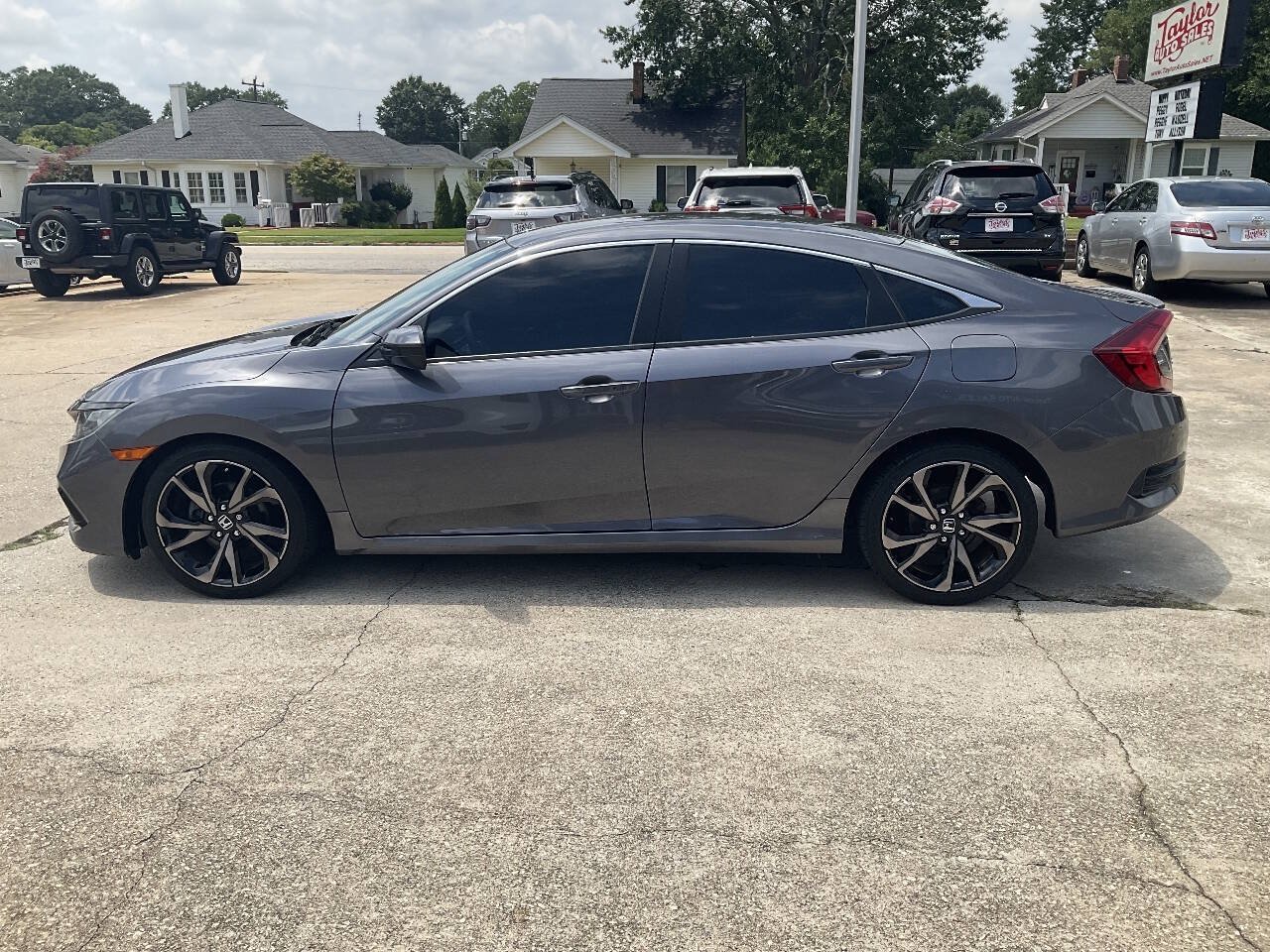 Used 2019 Honda Civic Sport image 6