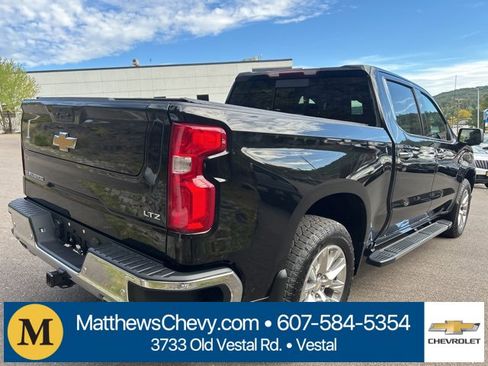 Used 2022 Chevrolet Silverado 1500 LTZ image 13
