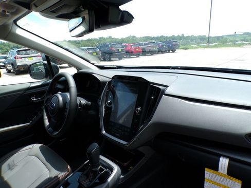 New 2026 Subaru Crosstrek 2.5i Limited w/ Crosstrek Mirror Package AWD/4WD image 11