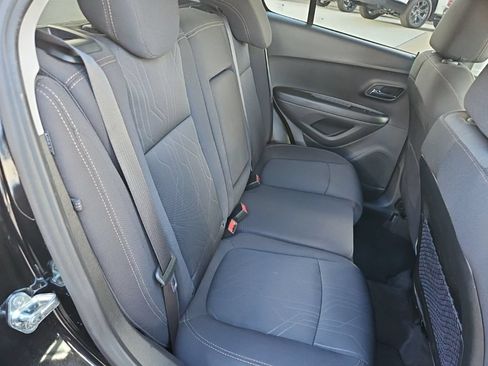 Used 2019 Chevrolet Trax LT FWD image 28
