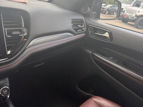 Used 2025 Dodge Durango GT AWD/4WD image 31