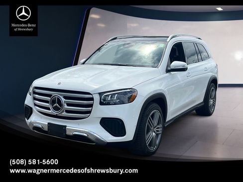 Used 2024 Mercedes-Benz GLS 450 4MATIC image 1