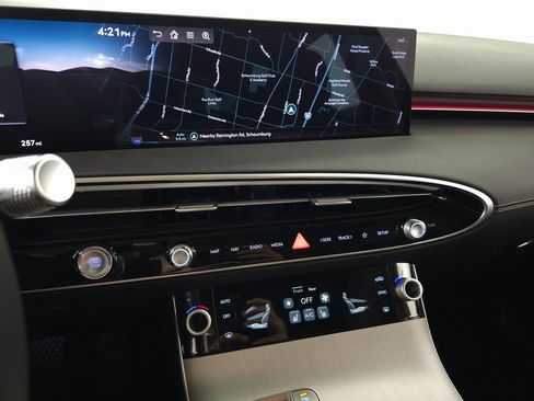 New 2026 Genesis GV70 2.5T Select image 17