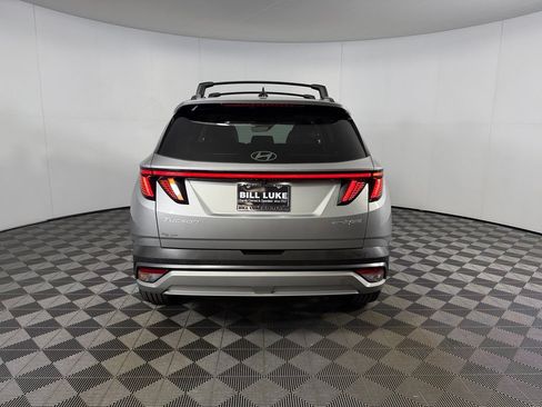 Used 2025 Hyundai Tucson Limited AWD/4WD image 9
