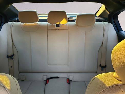 Used 2018 BMW 330i xDrive Sedan image 19