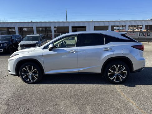 Used 2017 Lexus RX 350 FWD image 4