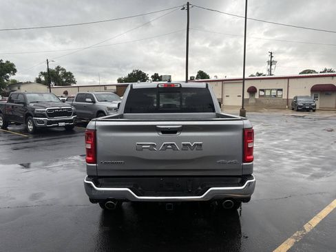 Used 2025 RAM 1500 Laramie AWD/4WD image 11