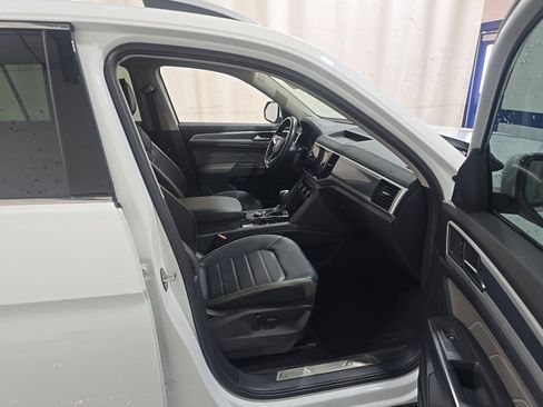 Used 2021 Volkswagen Atlas SEL Premium R-Line AWD/4WD image 5