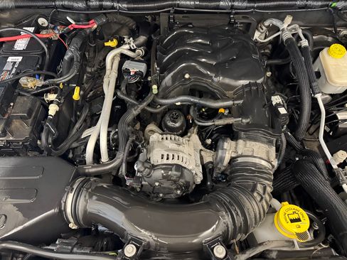 Used 2016 Jeep Wrangler Unlimited Sport AWD/4WD image 12