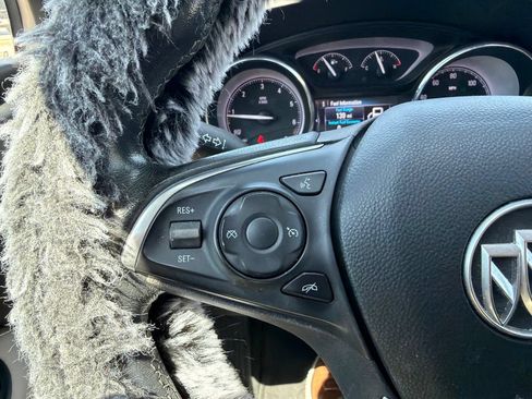 Used 2020 Buick Envision Preferred FWD image 10