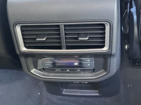 New 2026 Volkswagen Atlas SE image 20