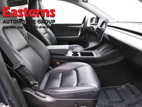 Used 2022 Tesla Model Y Performance image 18