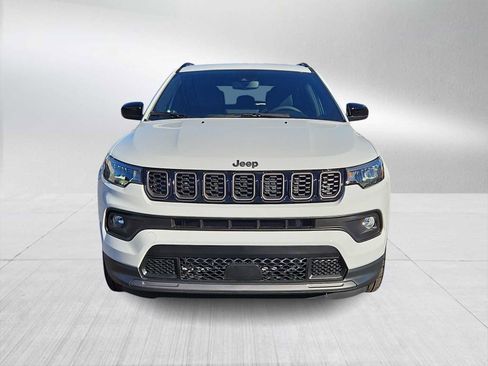 New 2026 Jeep Compass Latitude image 3