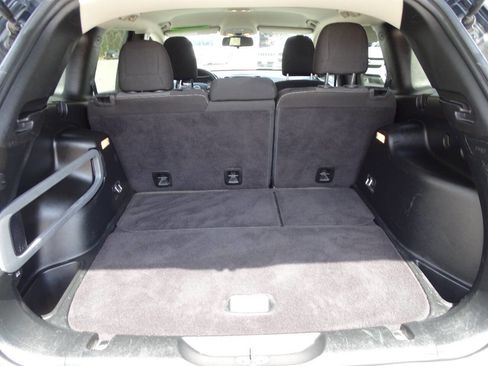 Used 2018 Jeep Cherokee Sport w/ Cold Weather Group AWD/4WD image 31