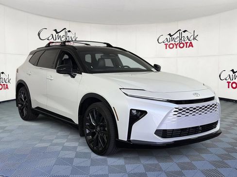New 2026 Toyota Crown Signia AWD/4WD image 3