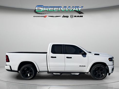 Used 2025 RAM 1500 Big Horn RWD image 5