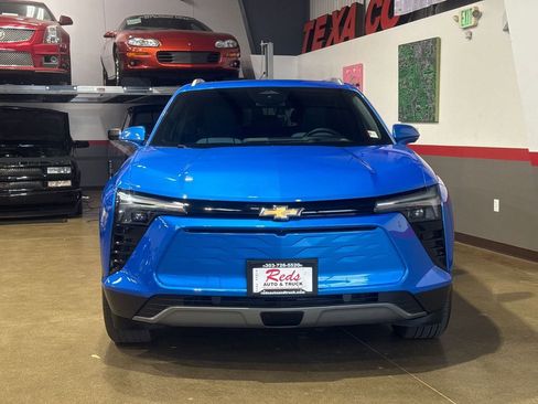 Used 2024 Chevrolet Blazer EV LT AWD/4WD image 12