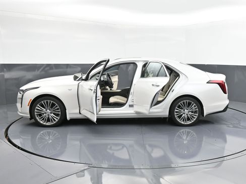 Used 2020 Cadillac CT4 Premium Luxury image 40