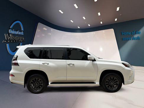 Used 2020 Lexus GX 460 Premium w/ Premium Package AWD/4WD image 3