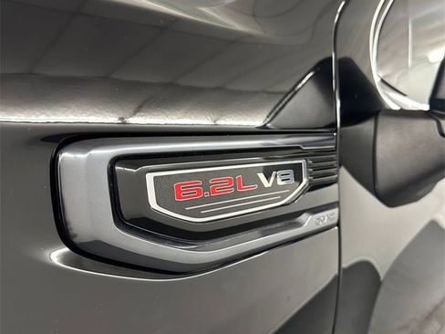 Used 2022 GMC Sierra 1500 AT4 w/ AT4 Premium Package image 9