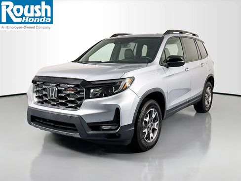 Certified 2022 Honda Passport TrailSport image 1