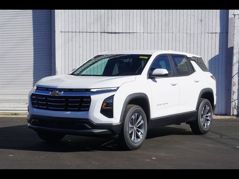 New 2026 Chevrolet Equinox LT FWD image 1