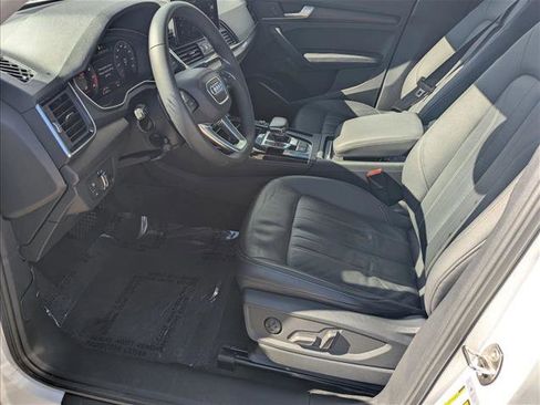 Used 2021 Audi Q5 Premium Plus w/ Premium Plus Package image 16